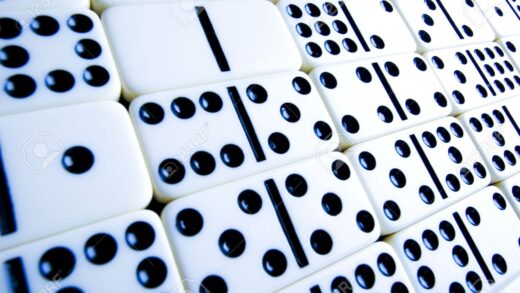 Domino Gambling