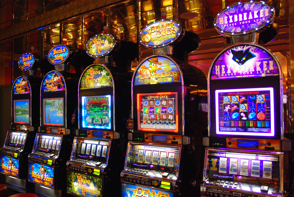How Much do Bars Make on Slot Machines
